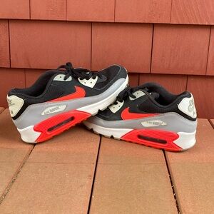 Nike Air Max 90 (Black Bright Crimson)